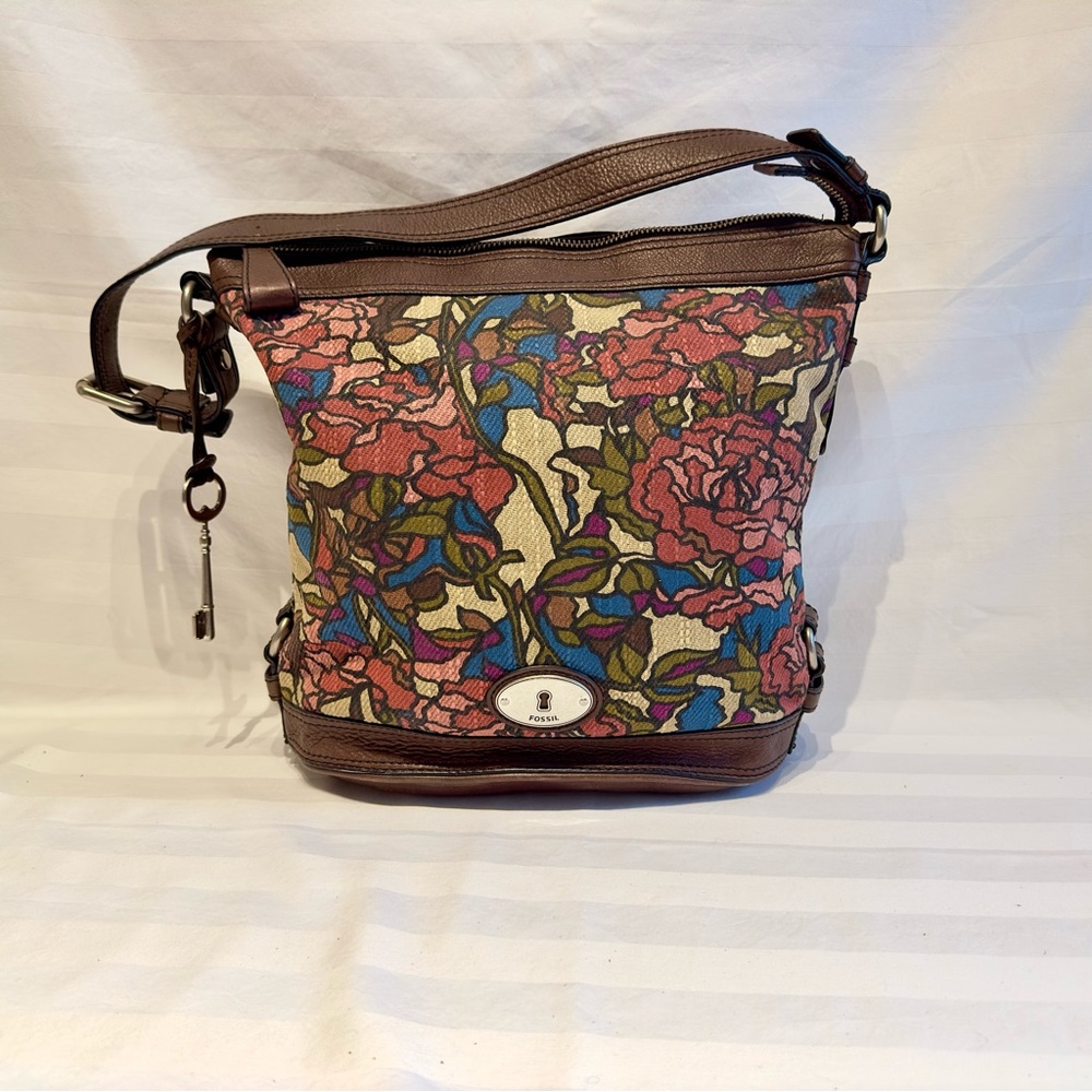 Vintage Fossil fabric and leather bucket bag